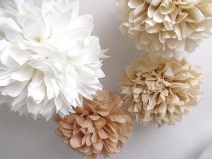 Rustic Shabby Chic Pom Pom Décor – created and sold by pomtree on Etsy