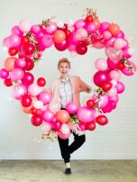 Valentine’s Day Balloon Heart –tutorial shared by The House That Lars Built