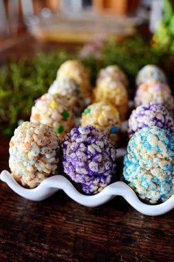 Krispy Colorful Eggs (Dino Eggs) – recipe shared by The Pioneer Woman