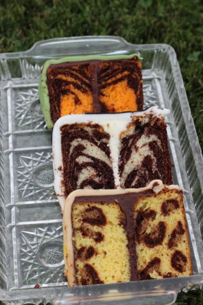 Animal Print INSIDE the Cake – recipe and tutorial shared by Sweet Dreams 1