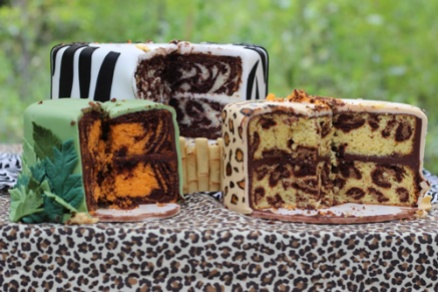 Animal Print INSIDE the Cake – recipe and tutorial shared by Sweet Dreams